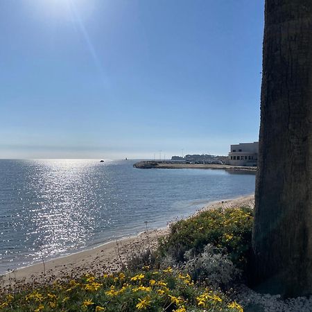 21 - Tres Agreable Rdc Avec Terrasse Et Parking Bandol Exterior foto
